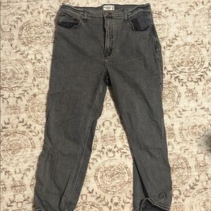 Abercrombie & Fitch grey Relaxed Fit Jeans with High Waist. Women’s 12/32